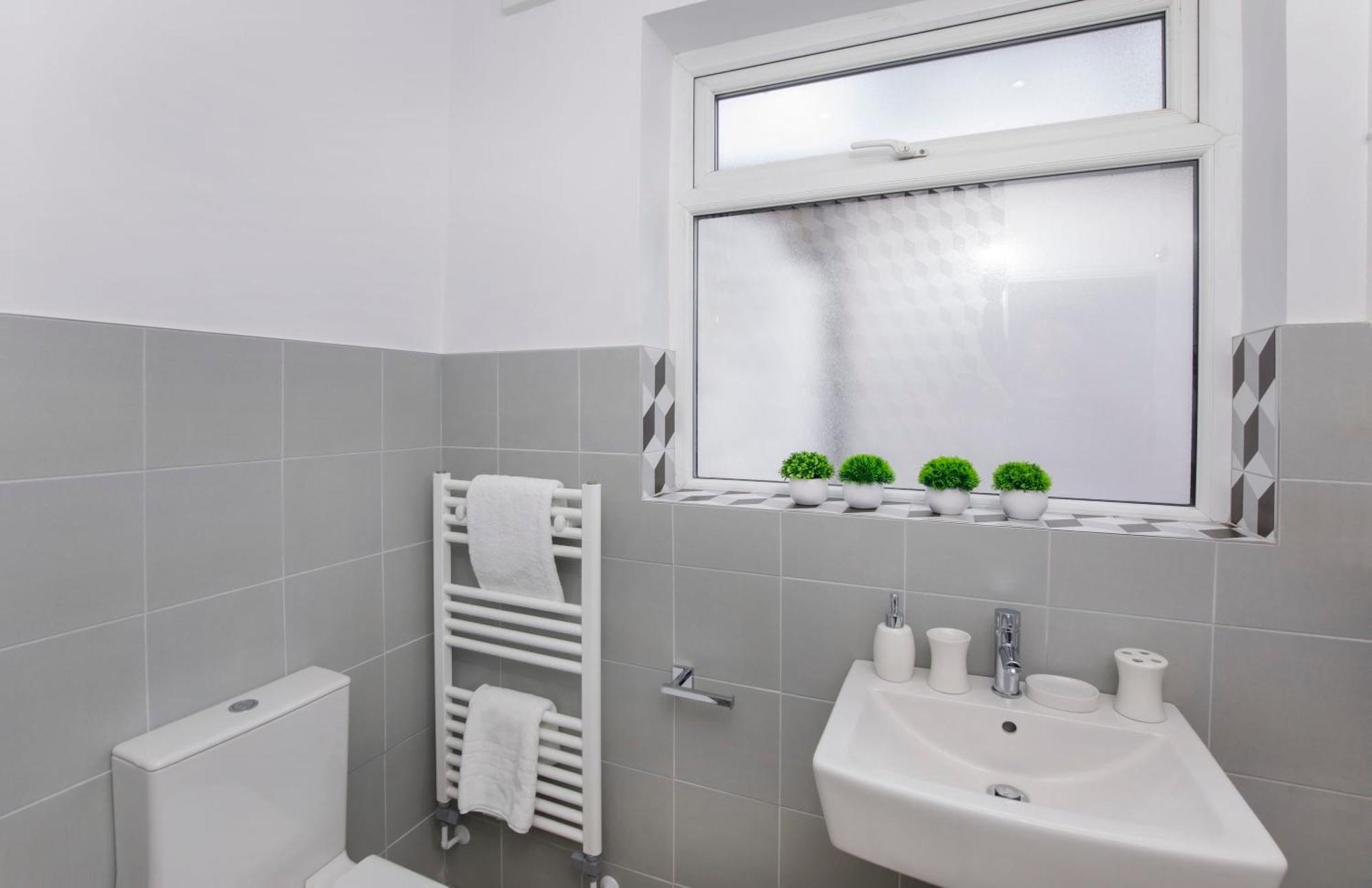 The Milton Sleeps 8 Close To York City Centre Pet Friendly Bagian luar foto